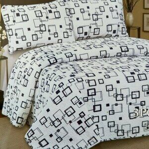 Hotel at home Queen 3pc Quilt set White with Blue Squares